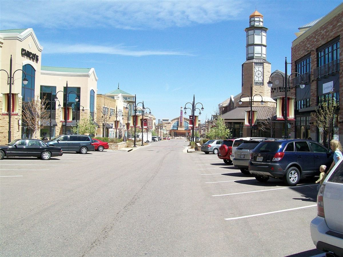 A residential street in Aurora, Colorado